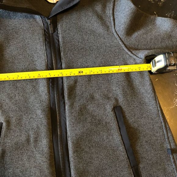 Lululemon It’s Fleecing Cold zip up - Picture 8 of 10